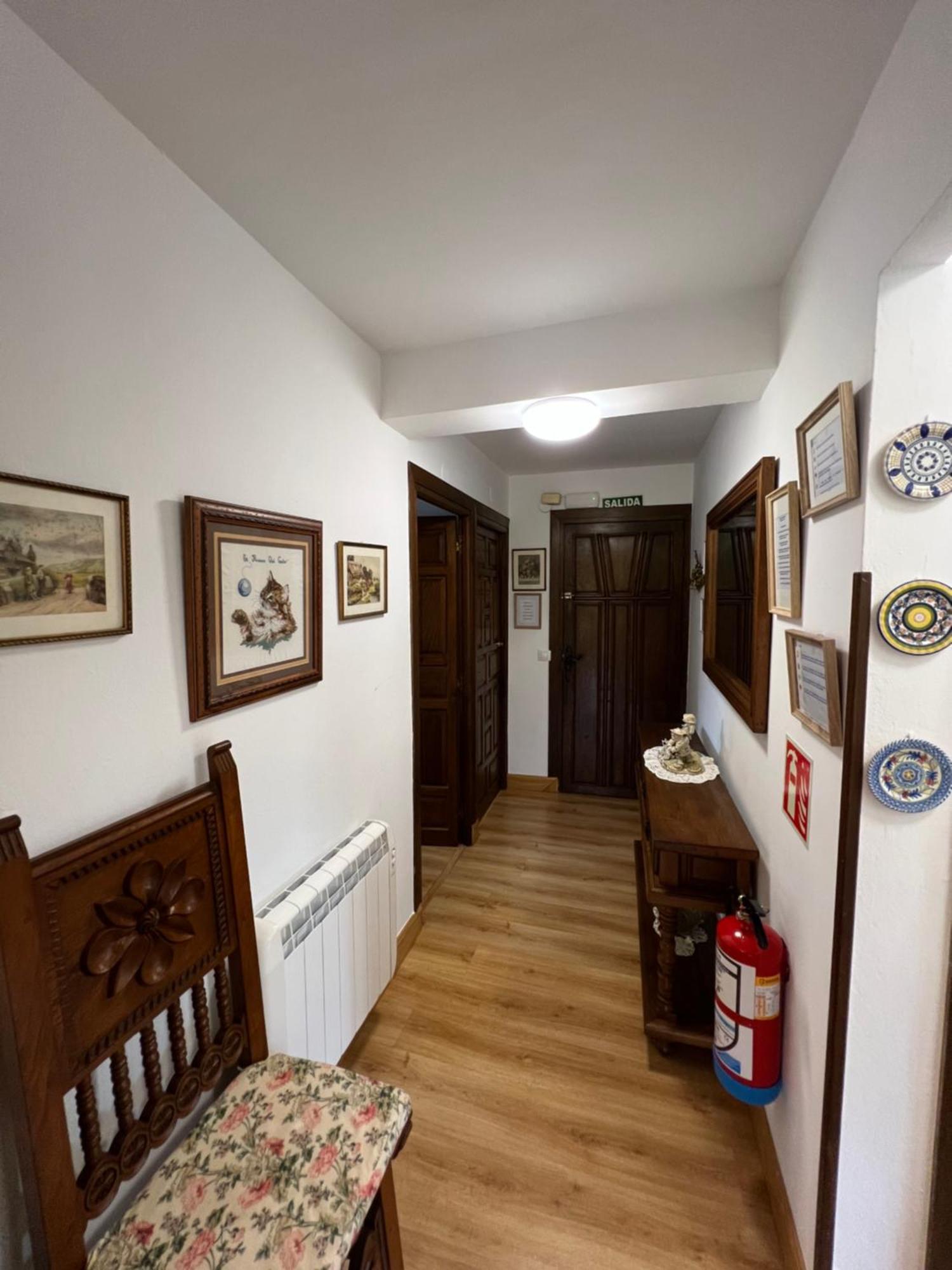 Apartamento El Rincon Del Gato サンティリャーナ・デル・マル エクステリア 写真